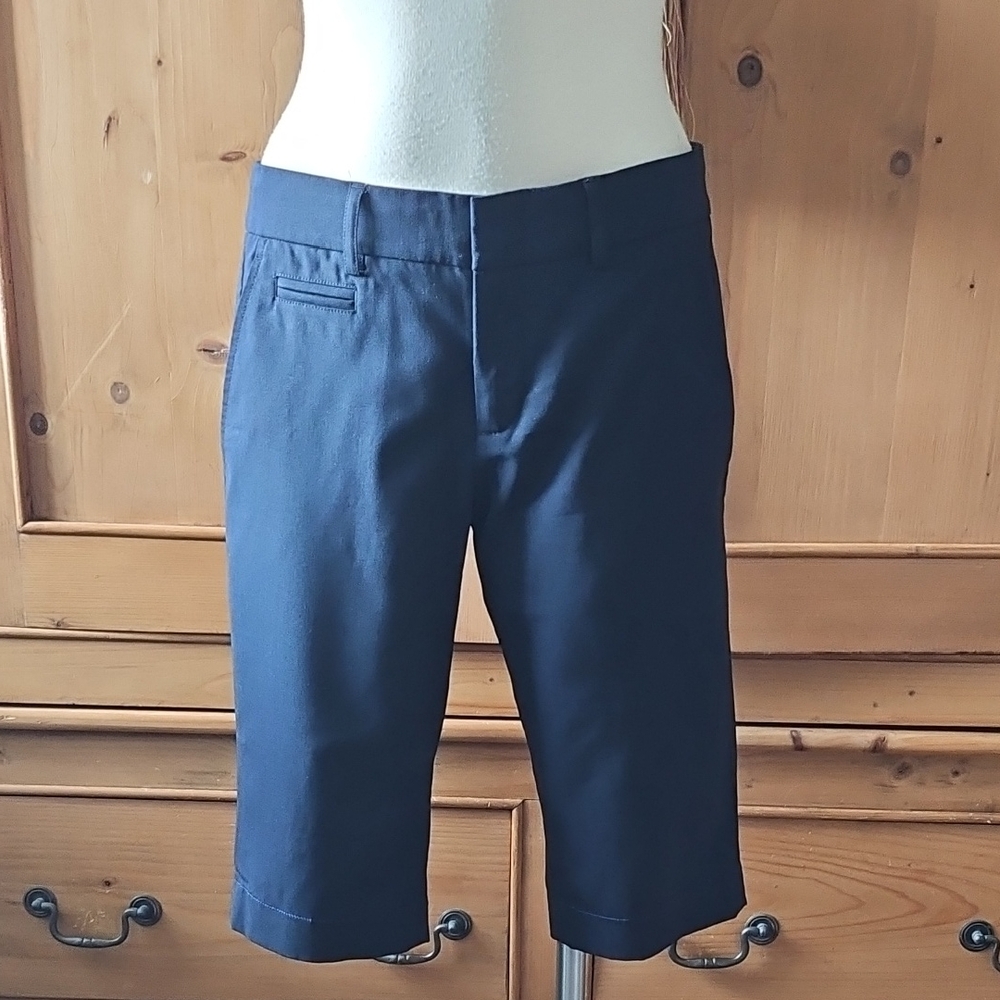 VINCE Mid Rise Chino Shorts Navy Size 2